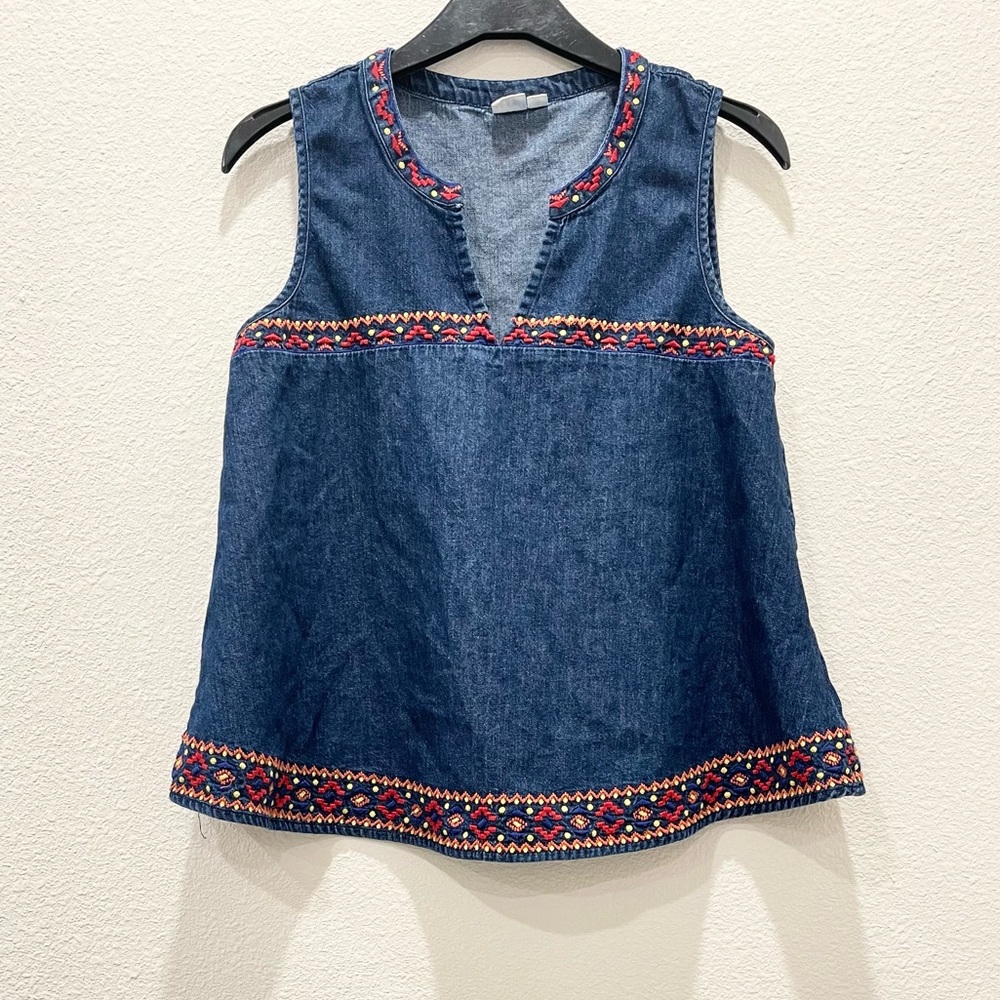 Pre-loved! GAP Denim with Embroidery Tank Top!